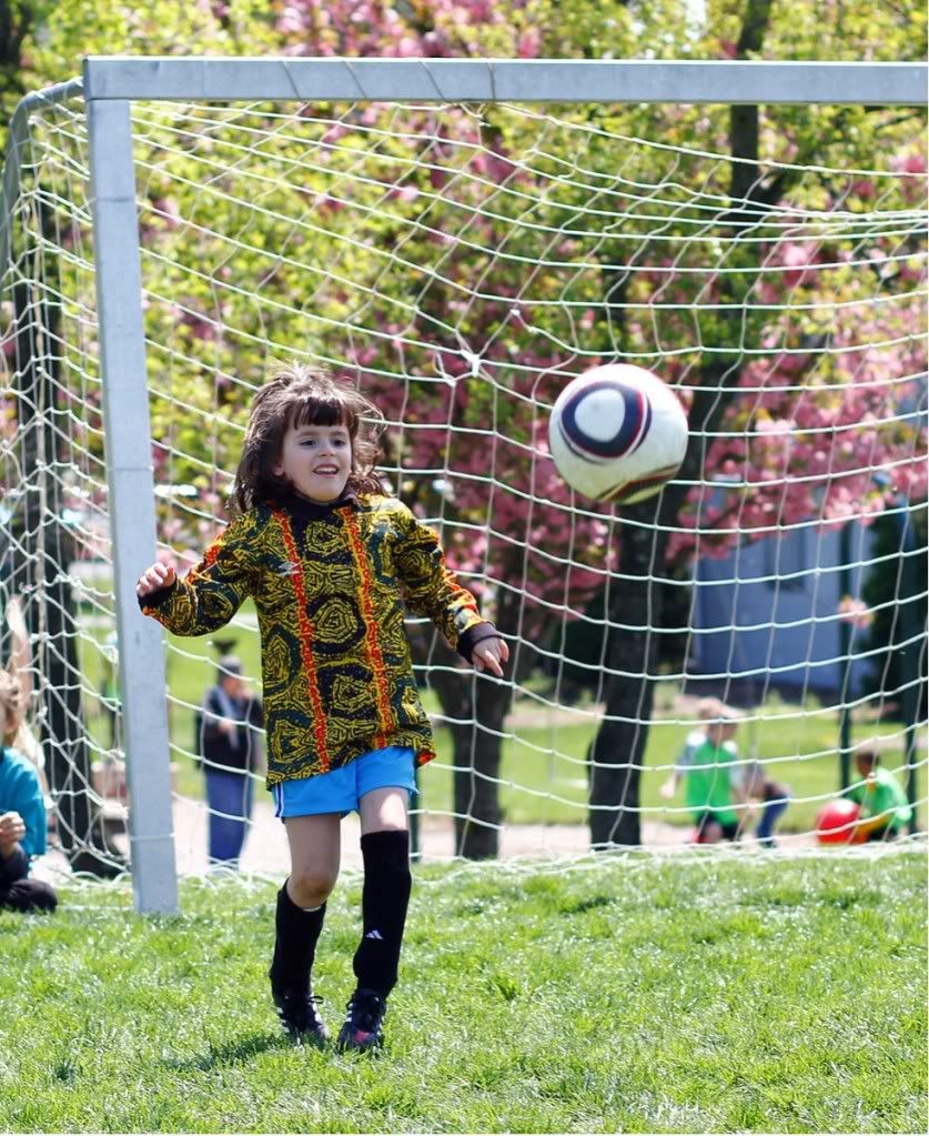 IMAGE: http://i989.photobucket.com/albums/af17/mpix345/westar/soc1.jpg