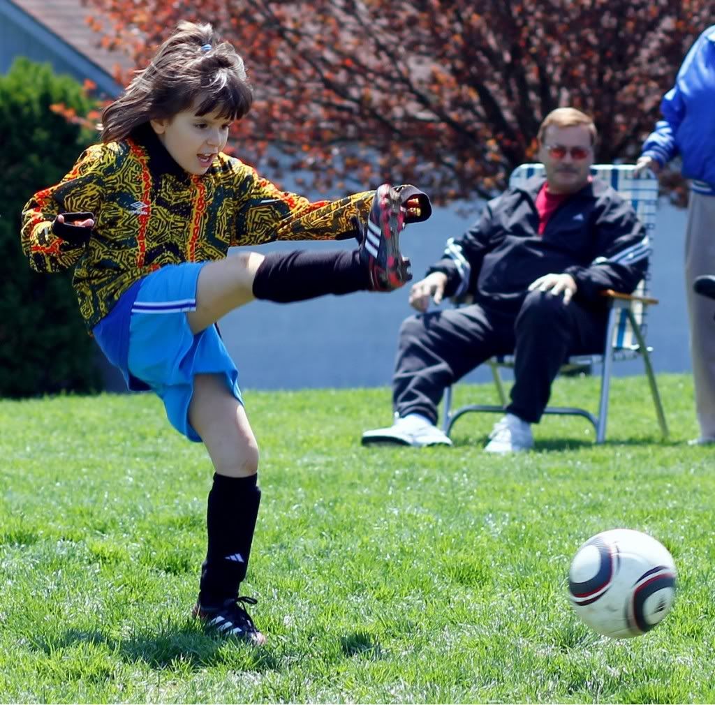 IMAGE: http://i989.photobucket.com/albums/af17/mpix345/westar/soc4.jpg