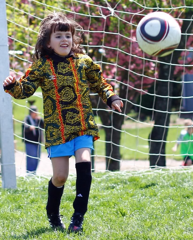 IMAGE: http://i989.photobucket.com/albums/af17/mpix345/westar/soc6.jpg