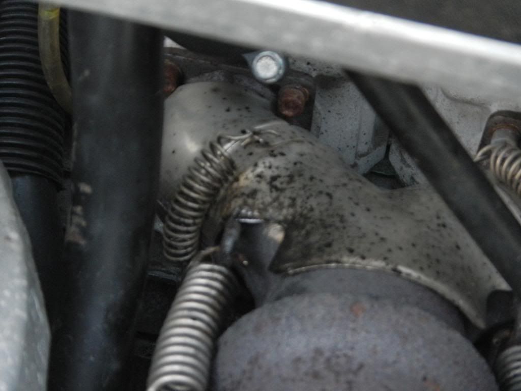 leaking exhaust??? SkiDoo Snowmobiles Forum