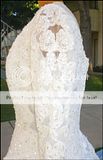 White Wedding Dress Classic Look Lace Sleeves Womens 12 Long Train 
